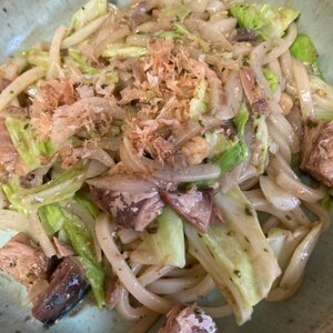 サバ缶で”焼きうどん”